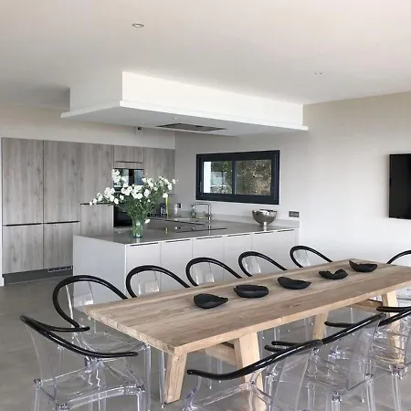 6br Prestigious Villa, Private Pool In - What'app - 0034-635-518-216 - For Reservations! *
