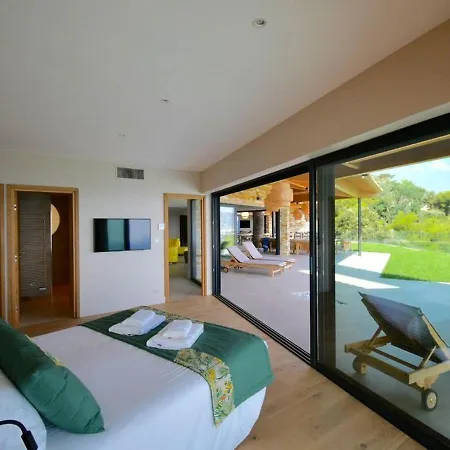 Villa 6br Prestigious Villa, Private Pool In - What'app - 0034-635-518-216 - For Reservations!