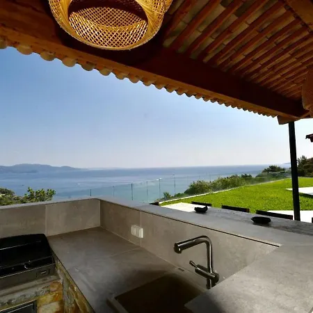6br Prestigious Villa, Private Pool In - What'app - 0034-635-518-216 - For Reservations! Villa *